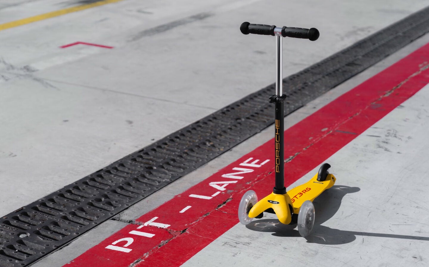 Porsche_Micro Scooters_News_1